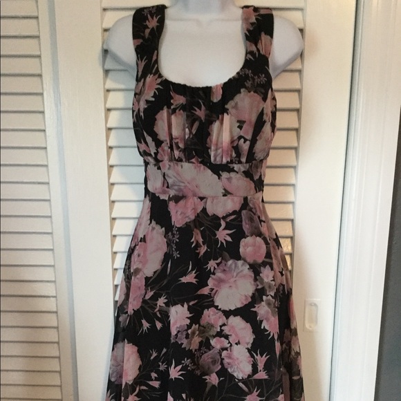 connected apparel Dresses & Skirts - Connected Apparel Black & Pink Floral Dress